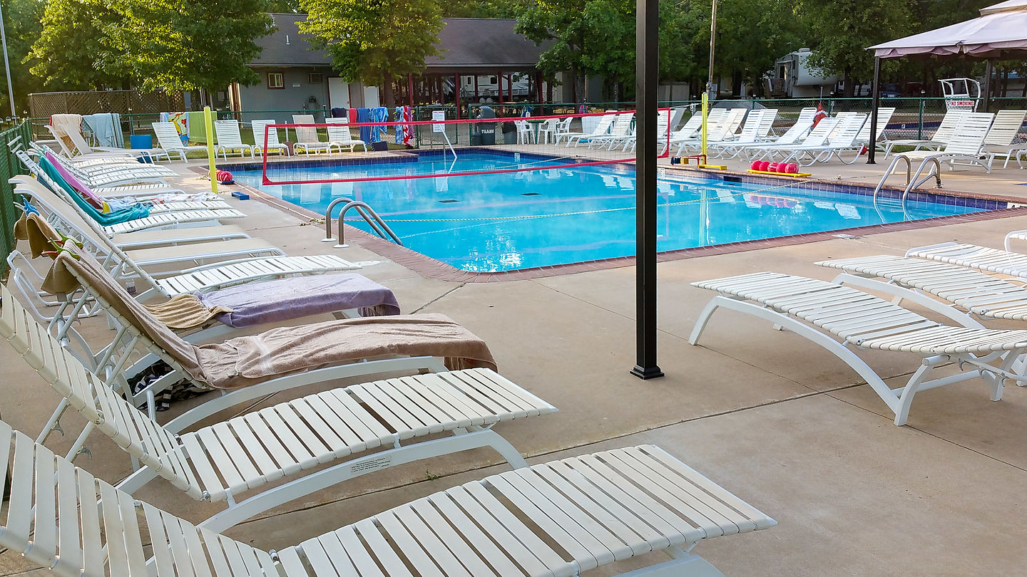 Oaklake Resort Pool