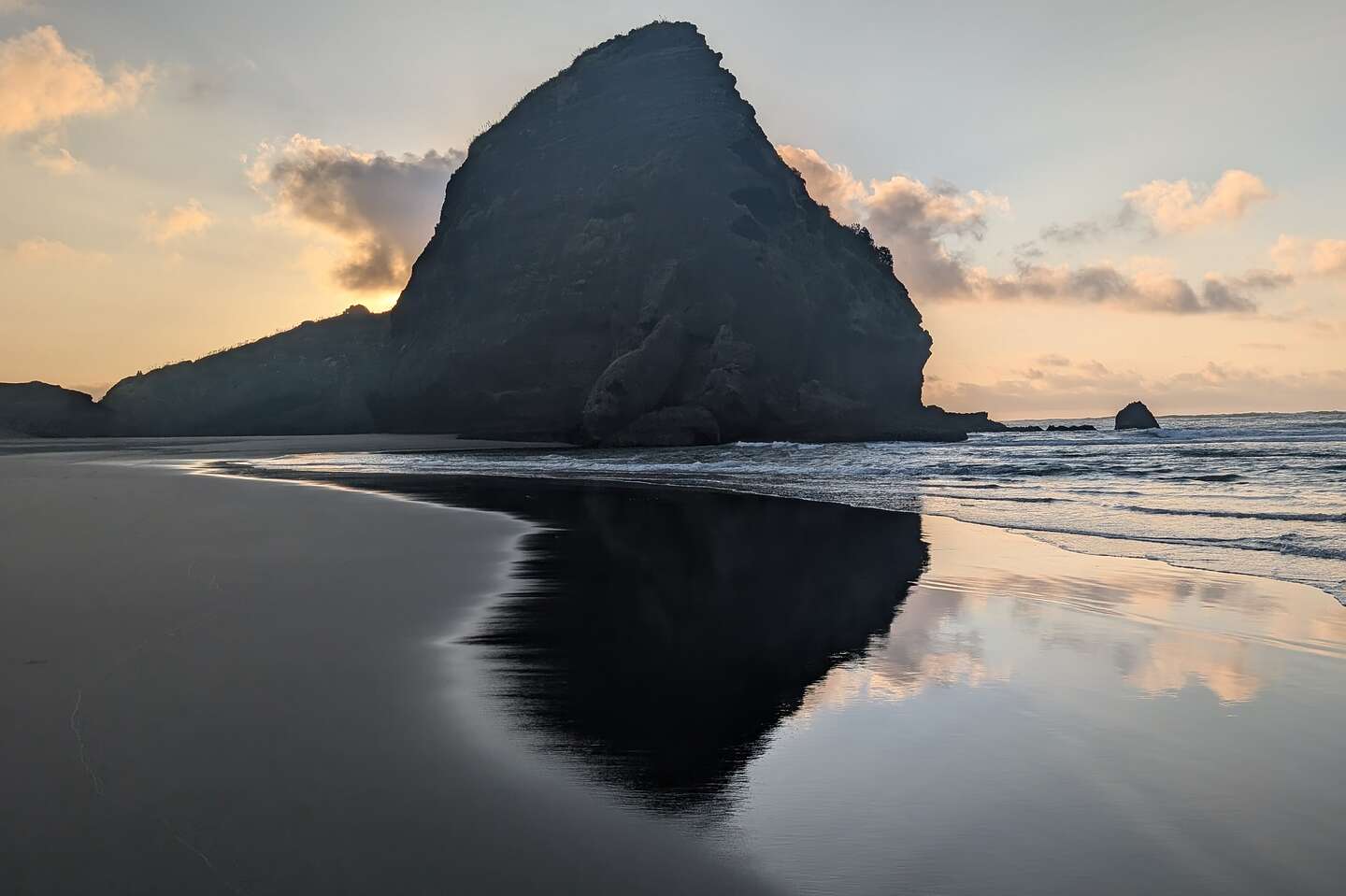 Taitomo Reflection